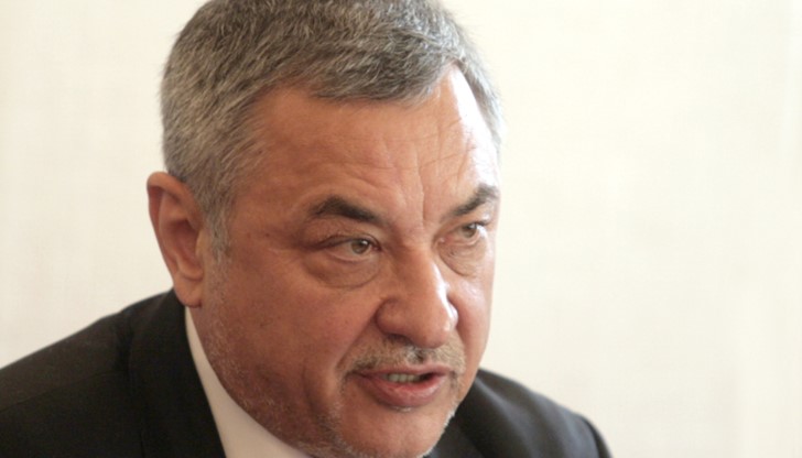 Симеонов: Тези 30-40 момчета са само част, може би, от върха на айсберга. Симеонов: Тези 30-40 момчета са само част, може би, от върха на айсберга.