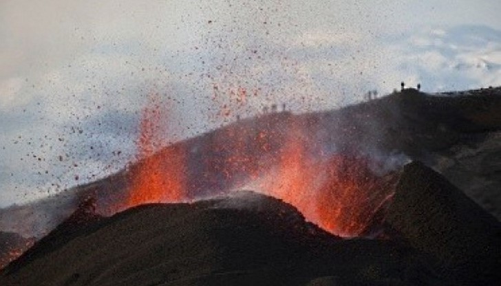 Вулканът обикновено изригва на всеки 10 години, така че „му е време да се прояви“