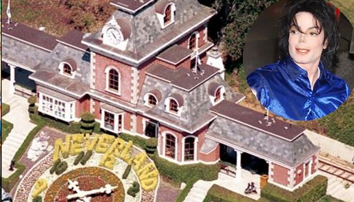 През 2005 г. Майкъл Джексън бе оправдан по делото за сексуално посегателство срещу 13-годишно момче През 2005 г. Майкъл Джексън бе оправдан по делото за сексуално посегателство срещу 13-годишно момче