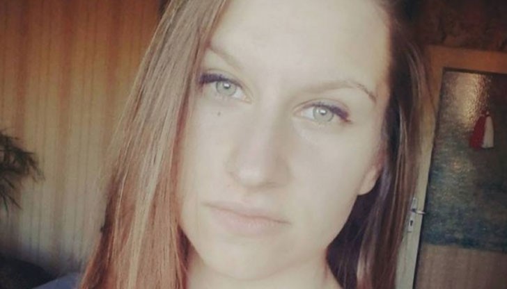 Идеята за наемането му се родила веднага след като бяха изказани първите съмнения, че тийнейджърката сама е сложила край на живота си Идеята за наемането му се родила веднага след като бяха изказани първите съмнения, че тийнейджърката сама е сложила край на живота си