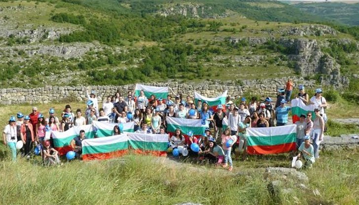 Вълнуващ туристически поход под надслов „120 успешни години Професионална гимназия „Недка Иван Лазарова” – Русе”
