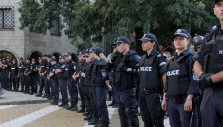 Вакантните места в МВР са над 6500 Вакантните места в МВР са над 6500