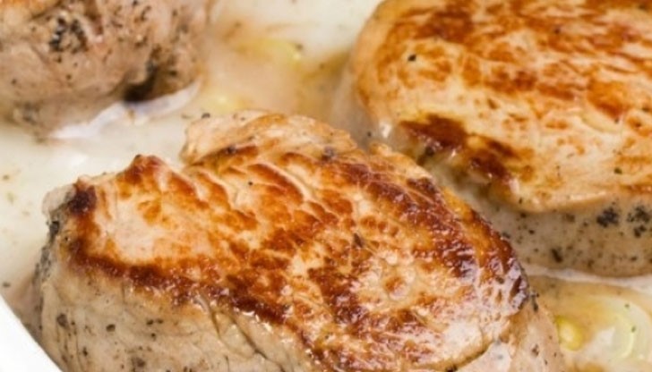 Свински пържоли с малко продукти, бързи, но много вкусни Свински пържоли с малко продукти, бързи, но много вкусни