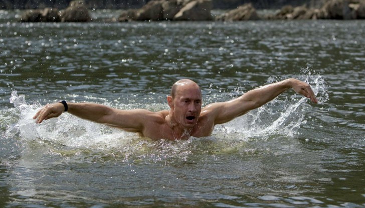 Сега очаквам да принудиш и американците да гласуват за Тръмп