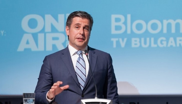 Темата на дискусията  е "Университетите и развитието на предприемаческата екосистема в България"