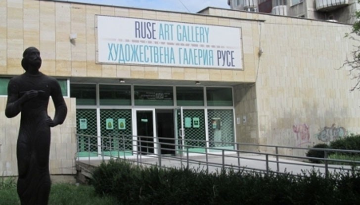 Галерията ще закупи осъвременена техника за представяне на изложбите си