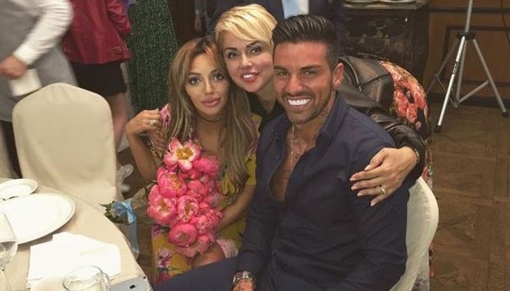 Загорелият Джизъс предизвика иронични коментари по свой адрес из мрежата