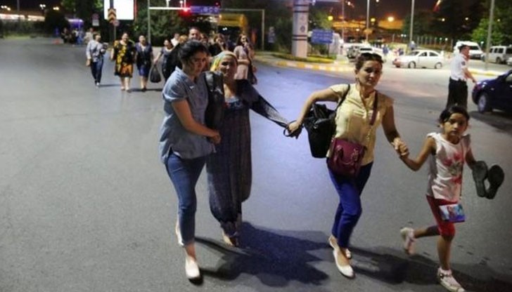 Иранец и украинец бяха първите чуждестранни жертви, за които потвърдиха властите