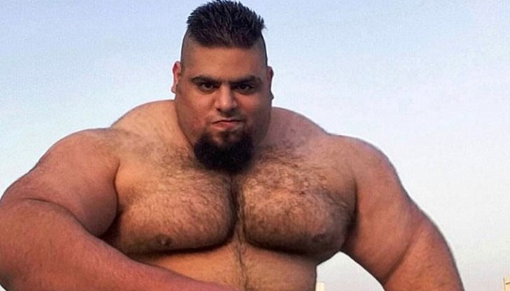 152-килограмовият мъжага е истинска звезда в социалните мрежи