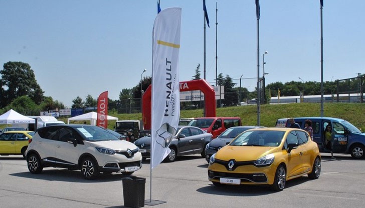 Изложението ще бъде открито днес от 11.00 часа на паркинга пред „Метро“ и ще продължи до 5 юни