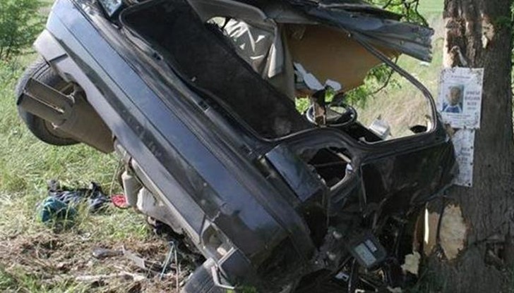 Един младеж загина, а двама са ранени при тежка катастрофа тази нощ край Гоце Делчев / Снимката е илюстративна Един младеж загина, а двама са ранени при тежка катастрофа тази нощ край Гоце Делчев / Снимката е илюстративна