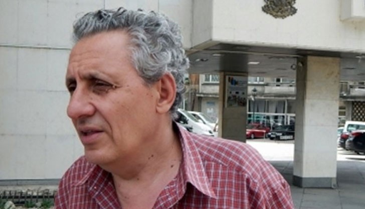 Граждани на Русе са възмутени, че на концерта по случай 24 май са изпълнени множество песни на чужди езици Граждани на Русе са възмутени, че на концерта по случай 24 май са изпълнени множество песни на чужди езици