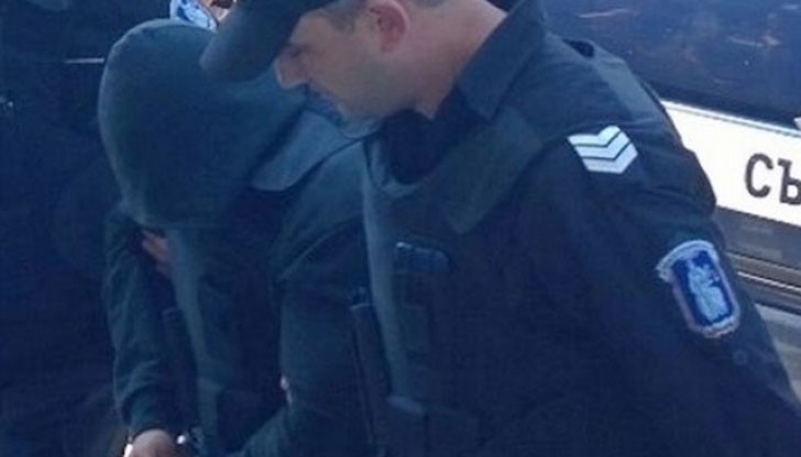 Според прокуратурата Славов е застрелял гарда на Димитър Желязков на 8 юни в ресторант "4 you" в Слънчев бряг Според прокуратурата Славов е застрелял гарда на Димитър Желязков на 8 юни в ресторант "4 you" в Слънчев бряг