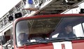 Пожар в блок „Георги Бенковски” гасиха пожарникарите тази нощ
