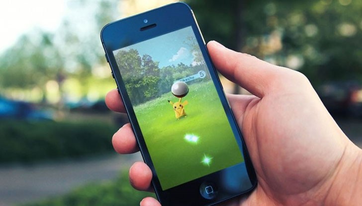 Жена се оплакала в полицията, че в 4:28 часа сутринта някой лопа на караваната й