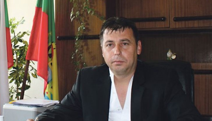 Детето само се е блъснало в джипа, пише в полицейския доклад