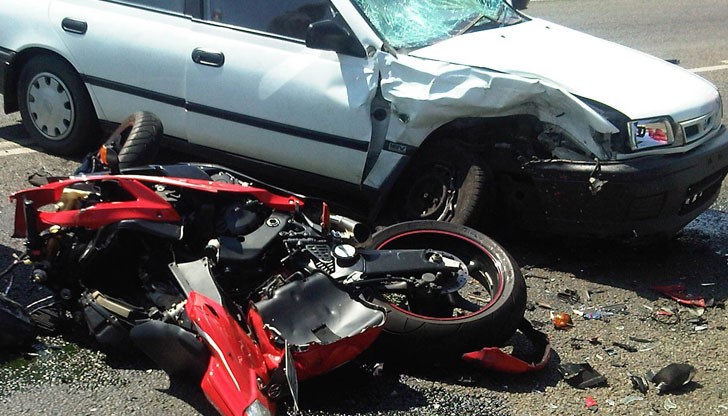 При катастрофата край Драгоман са загинали двама мотористи, убити на място / Снимката е илюстративна