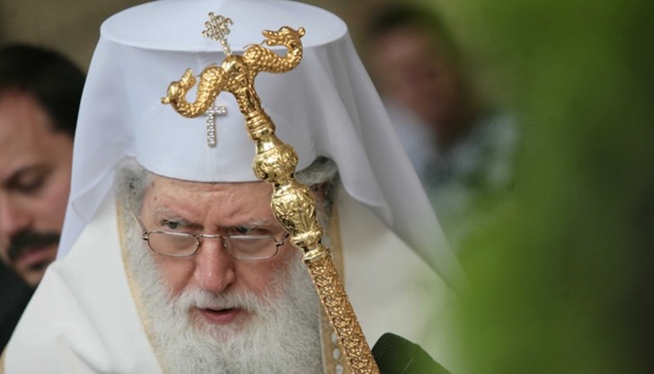 Какво казва патриарх Неофит по повод 25-годишнината на Конституцията на Република България
