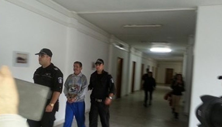 Димитър Радев, подсъдим за убийството на любовницата си Наталия, сменил показанията си в съда