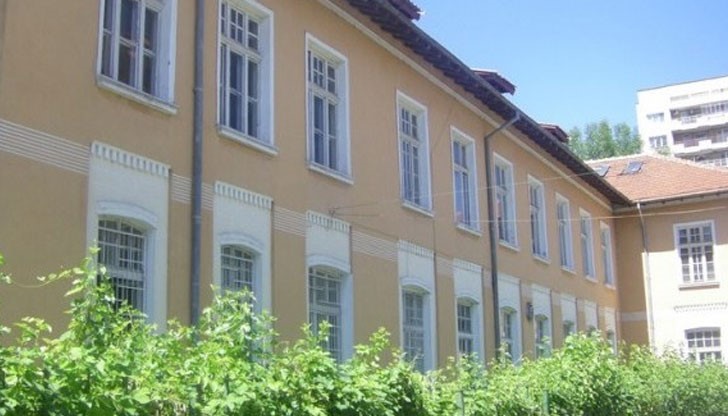 Пусната е заблуждаващата обществеността информация, че ПГДВА Русе е пред закриване и няма да съществува