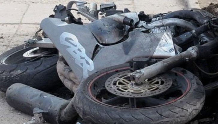 42-годишен мотоциклетист от Свети Влас е с травма на главата след удар в мантинела / Снимката е илюстративна 42-годишен мотоциклетист от Свети Влас е с травма на главата след удар в мантинела / Снимката е илюстративна