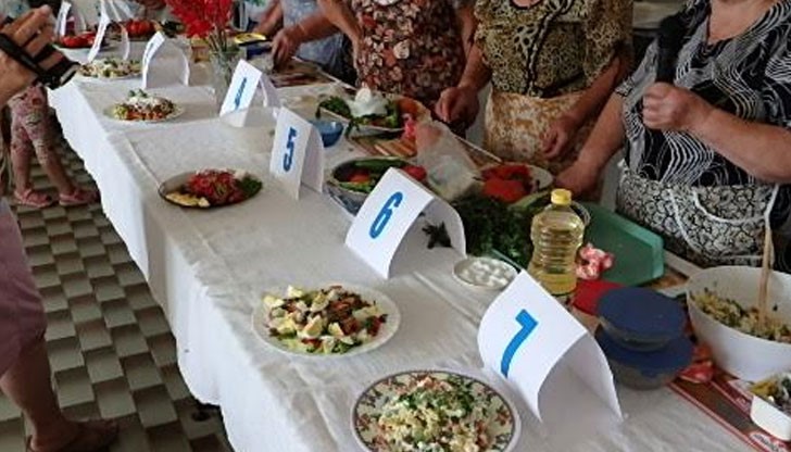 Жегите не спряха жените от клуб „Млади сърца“ да спретнат кулинарно шоу