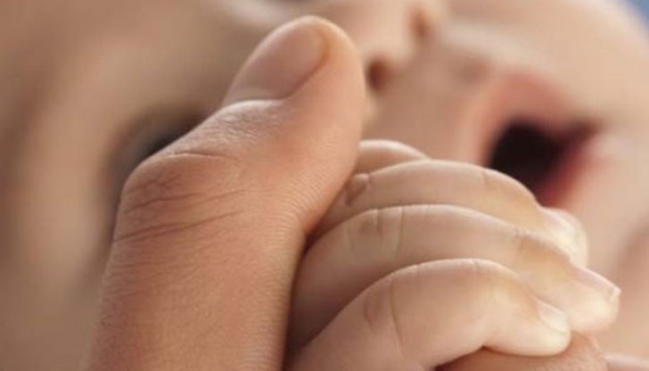 Подхвърленото във Варна бебе, е все още без име и ЕГН