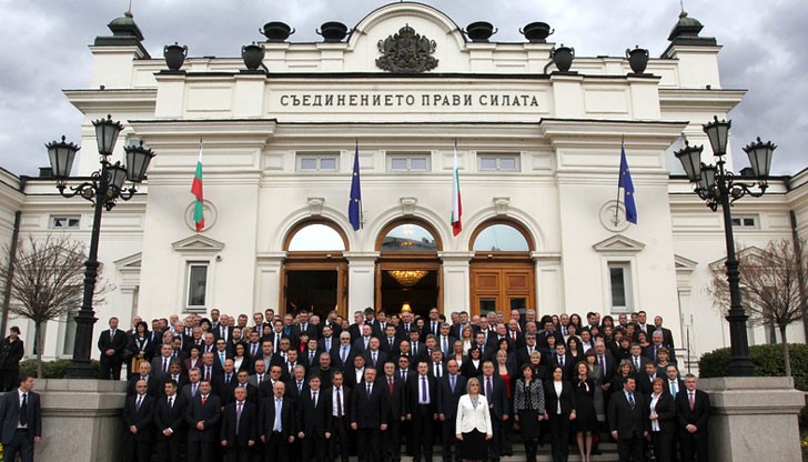 Депутатите са стъпили на 4 континента, като не са били единствено в Австралия...