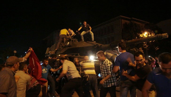 В Истанбул също има жертви в допълнение към 42-мата убити в Анкара