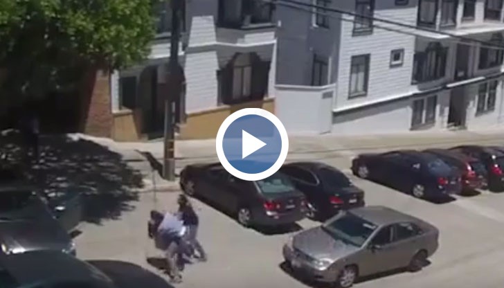 Крадците нападат туристки от Аржентина, не но предполагат, че наблизо има полицаи