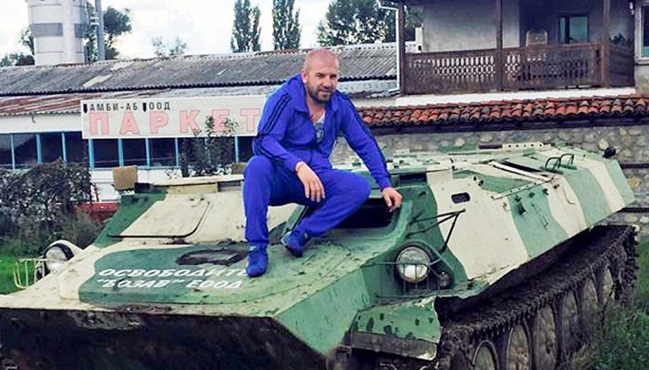 Динко е определен като един самообявил се "ловец на мигранти" Динко е определен като един самообявил се "ловец на мигранти"