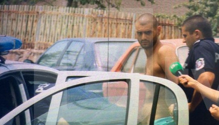 Кристиян е неориентиран и не може да даде логични обяснения Кристиян е неориентиран и не може да даде логични обяснения