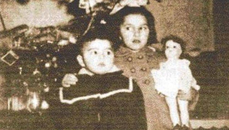 Да е жива и здрава каката на премиера! Да е жива и здрава каката на премиера!