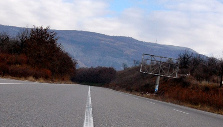 Възстановена е нормалната видимост по пътя Русе - Бяла, в района на Две могили