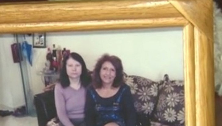 Непосилна сума трябва да платят роднините на 58-годишната българка гледачка, убита след опит за изнасилване (Теменужка е жената в ляво)