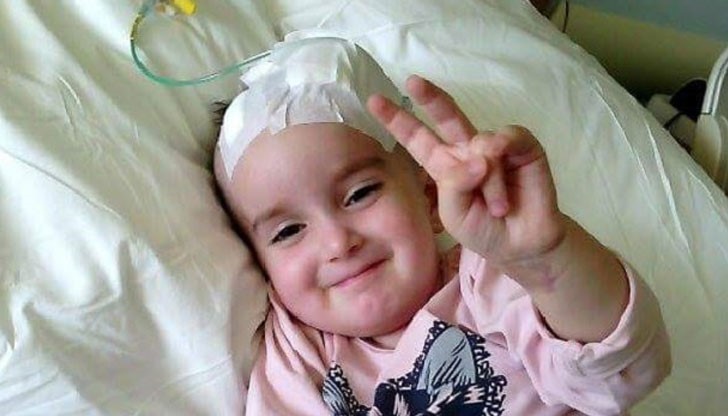 Операцията в клиниката в Истанбул е отнела 4 часа и е напълно успешна