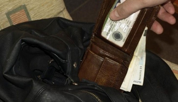 Изправят в съда циганката задигнала дамската чанта на болната Изправят в съда циганката задигнала дамската чанта на болната
