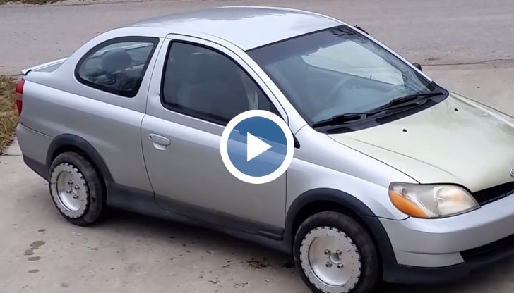 Колата може да се движи както напред-назад, така и настрани