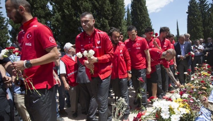 Властите в Турция са решили да не дадат покой и на душите на загиналите превратаджии Властите в Турция са решили да не дадат покой и на душите на загиналите превратаджии