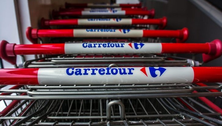 За обектите на "Карфур" в моловете в Стара Загора и Русе все още няма наематели