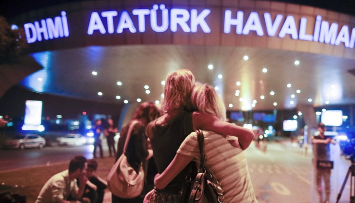 През 2011 година при опит да излезе от България в Турция Чатаев е задържан от българските служби