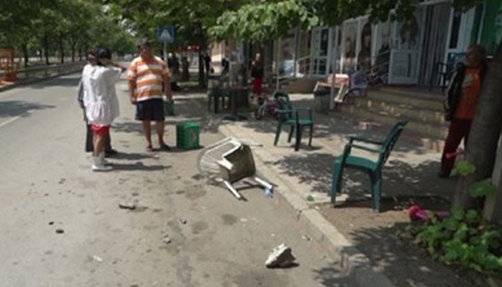 Седеммесечното бебе и петима възрастни се разминаха на косъм!