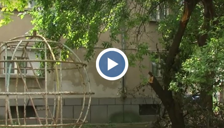 Детските площадки в Русе са в окаяно състояние