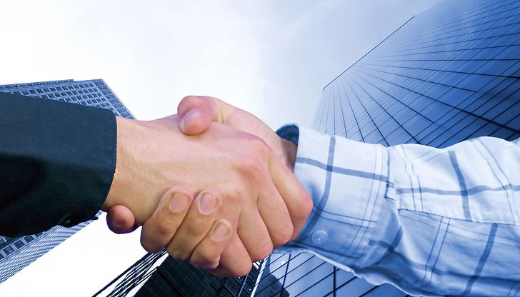 Verizon разчита на Yahoo, за да затвърди позициите си в сектора на дигиталните медии и реклама