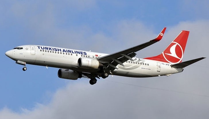 САЩ подновиха гражданските полети от Турция, спрени заради опита за преврат в петък вечерта САЩ подновиха гражданските полети от Турция, спрени заради опита за преврат в петък вечерта