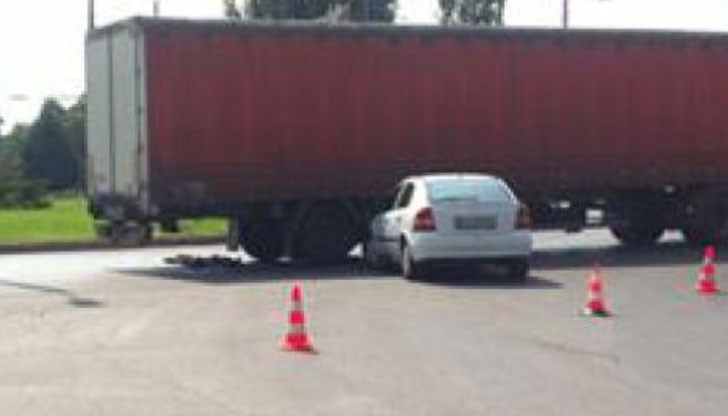 Срещу парична гаранция от 5000 лева окръжната прокуратура в Пазарджик пусна на свобода шофьора на камиона