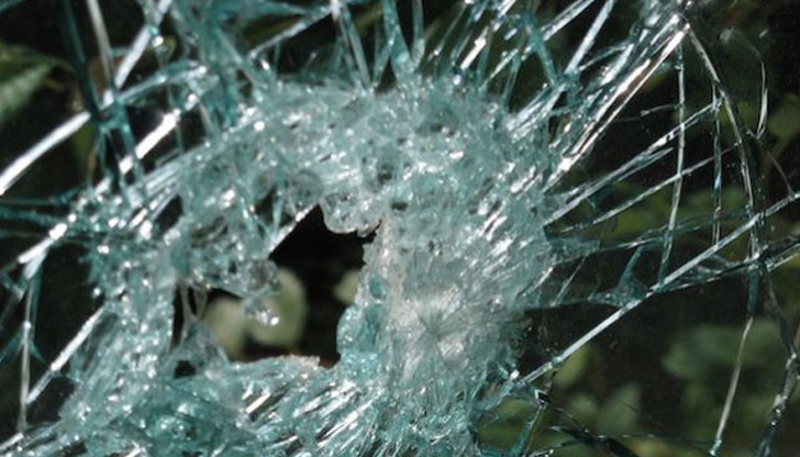 Шофьорите да се движат с повишено внимание и съобразена скорост Шофьорите да се движат с повишено внимание и съобразена скорост