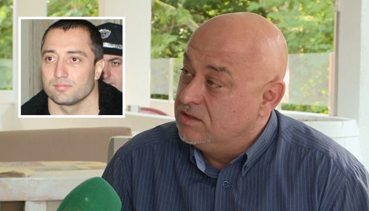 Иван Христов отрече твърденията, че е разпъвал чадър над Митьо Очите и поиска да застане на детектор на лъжата