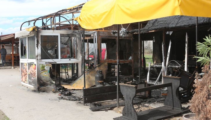 Палежът е бил тази нощ, като са нанесени щети за 5 000 лева / Снимката е илюстративна Палежът е бил тази нощ, като са нанесени щети за 5 000 лева / Снимката е илюстративна