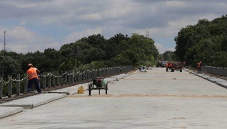 Ремонтът на моста коства над 5 милиона лева